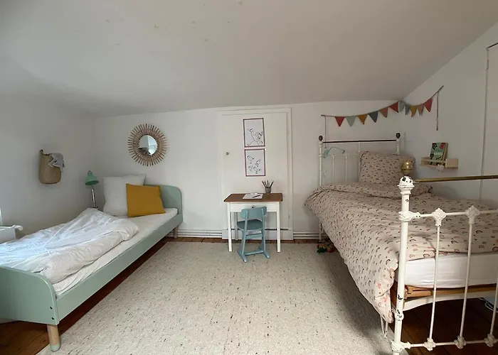 Helle Dachgeschosswohnung Mit Grosser Suedterrasse